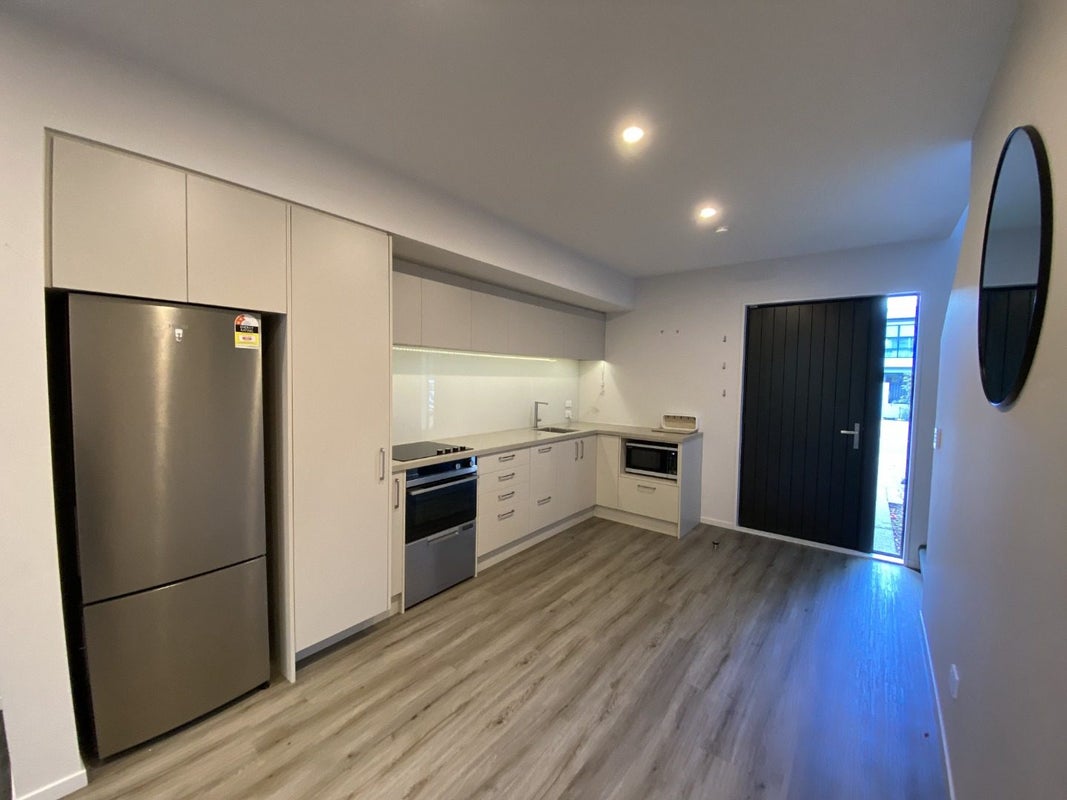3/167 Cranford Street, St Albans, Christchurch - Carousel 2