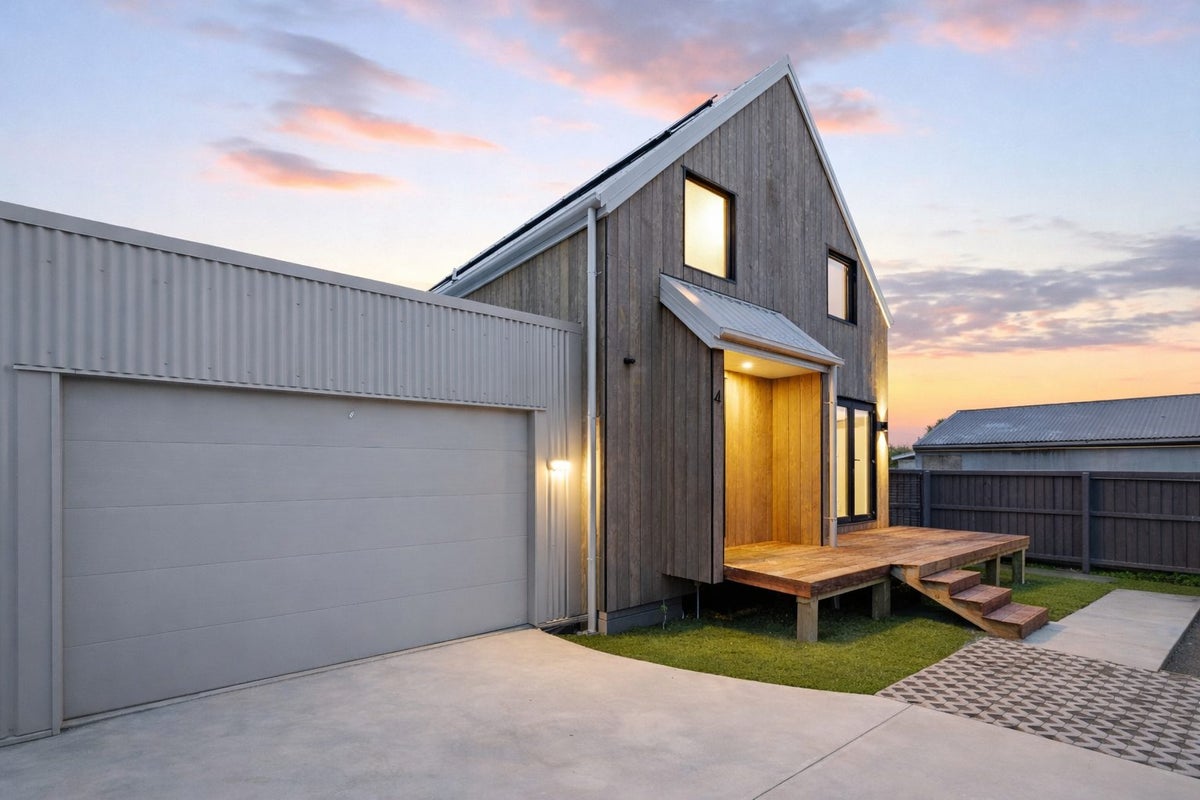 61 Mackworth Street, Woolston, Christchurch City, Canterbury - Carousel 2