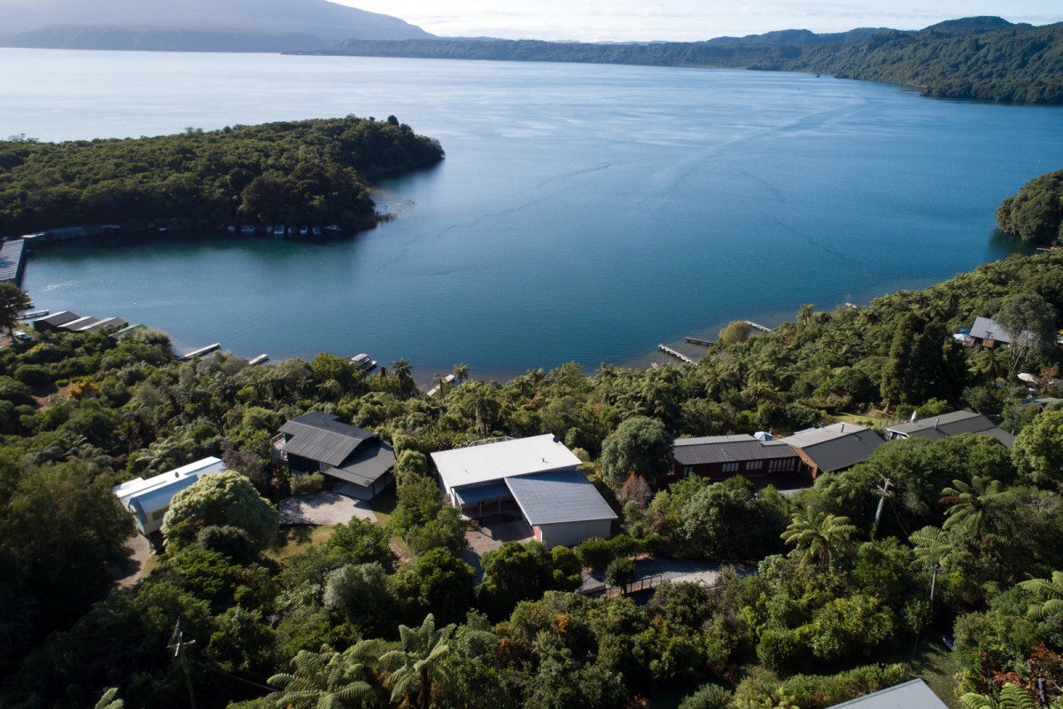 72 Spencer Road, Lake Tarawera, Rotorua - Carousel 1