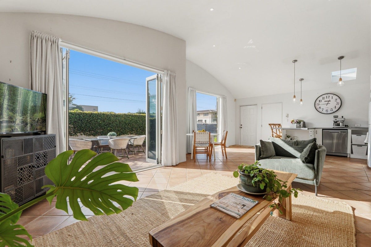 1028A Papamoa Beach Road, Papamoa Beach, Papamoa - Carousel 1