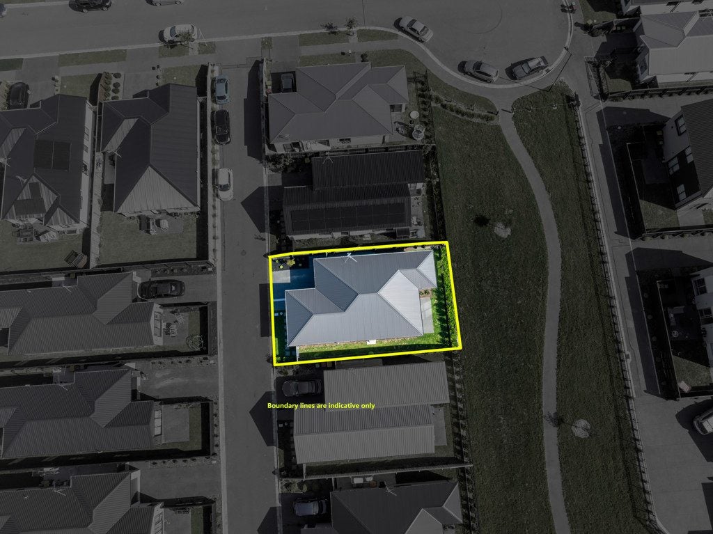 10 Clontarf Lane, Belfast, Christchurch - Carousel 19