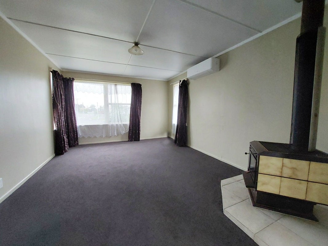 18 Yvonne Street, Melville, Hamilton - Carousel 2