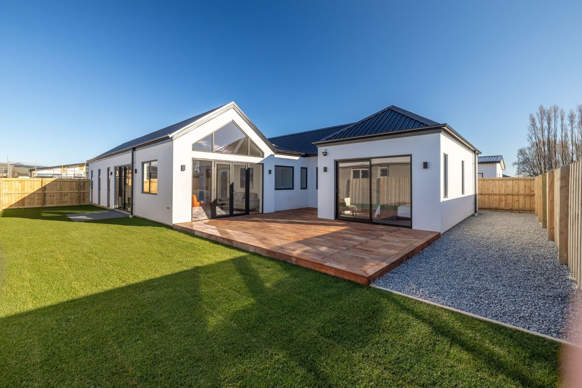5 Tuna Street, Halswell, Christchurch - Carousel 1