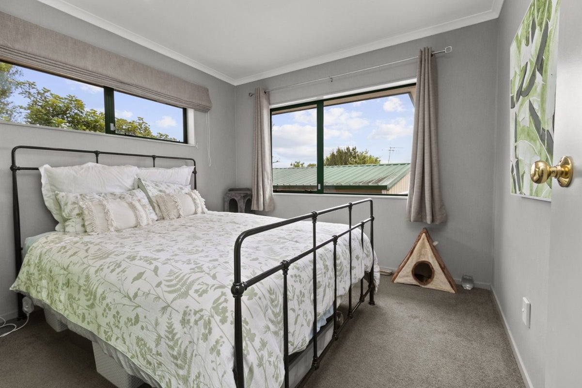 17 Rosehill Place, Nawton, Hamilton - Carousel 20