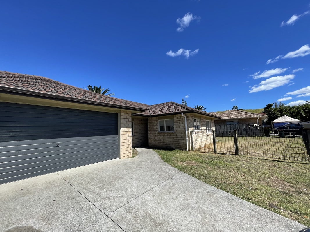 16 Kamaka Road, Mangere Bridge, Auckland - Carousel 14