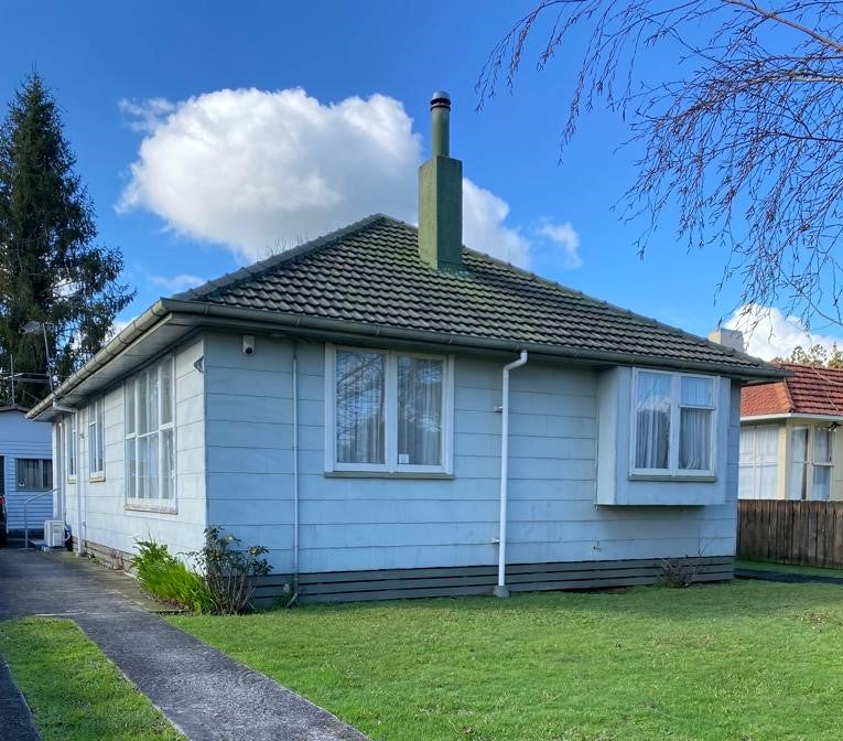 29 Norrie Street, Bader, Hamilton - Carousel 1