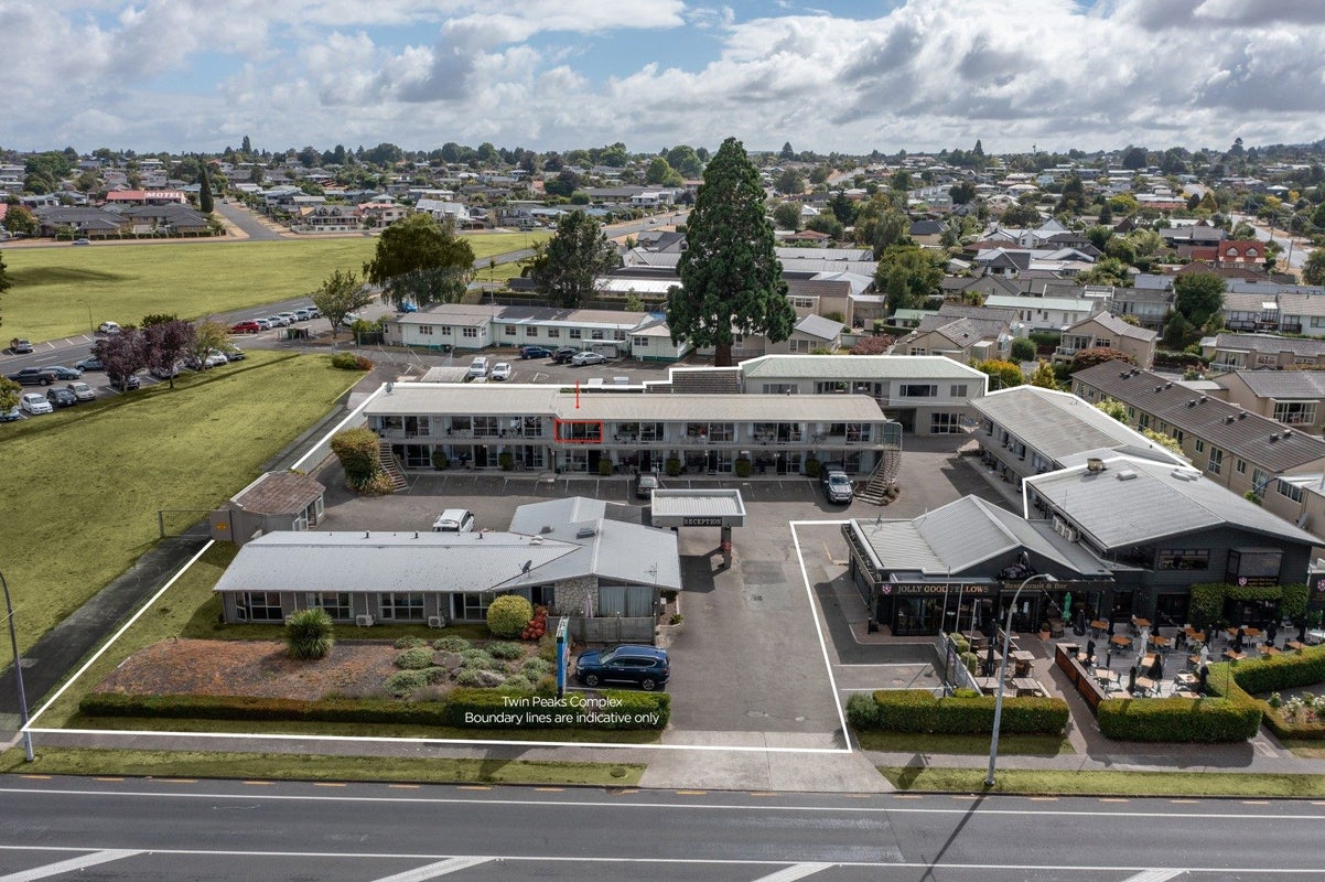 76 Lake Terrace, Taupo, Taupo - Carousel 1