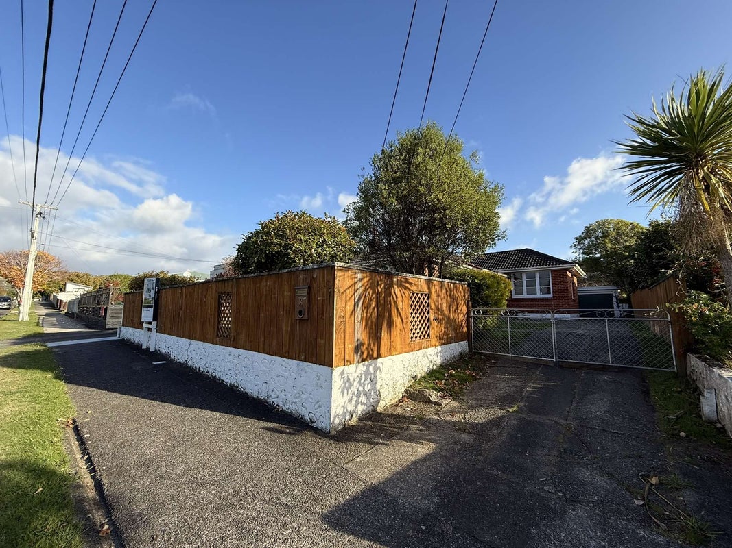 14 John Street, Trentham, Upper Hutt - Carousel 2