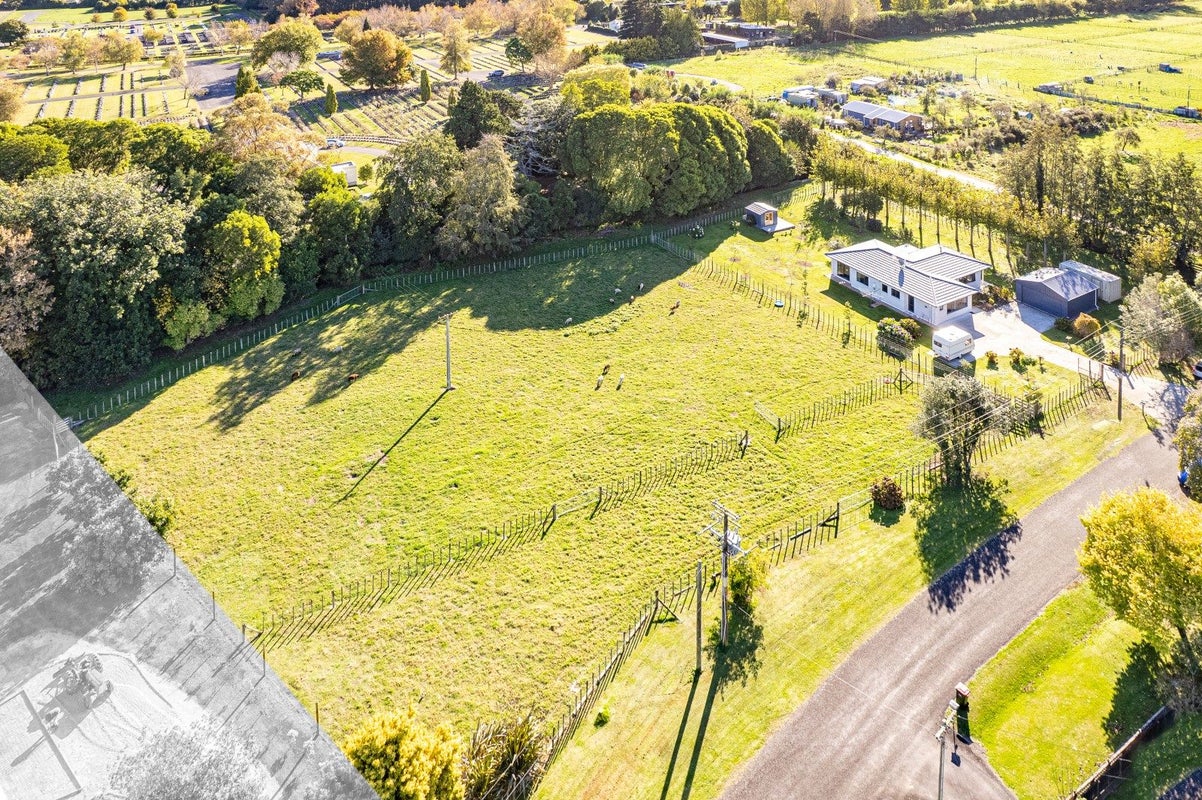 15 Flemington Road, Aramoho, Whanganui - Carousel 2