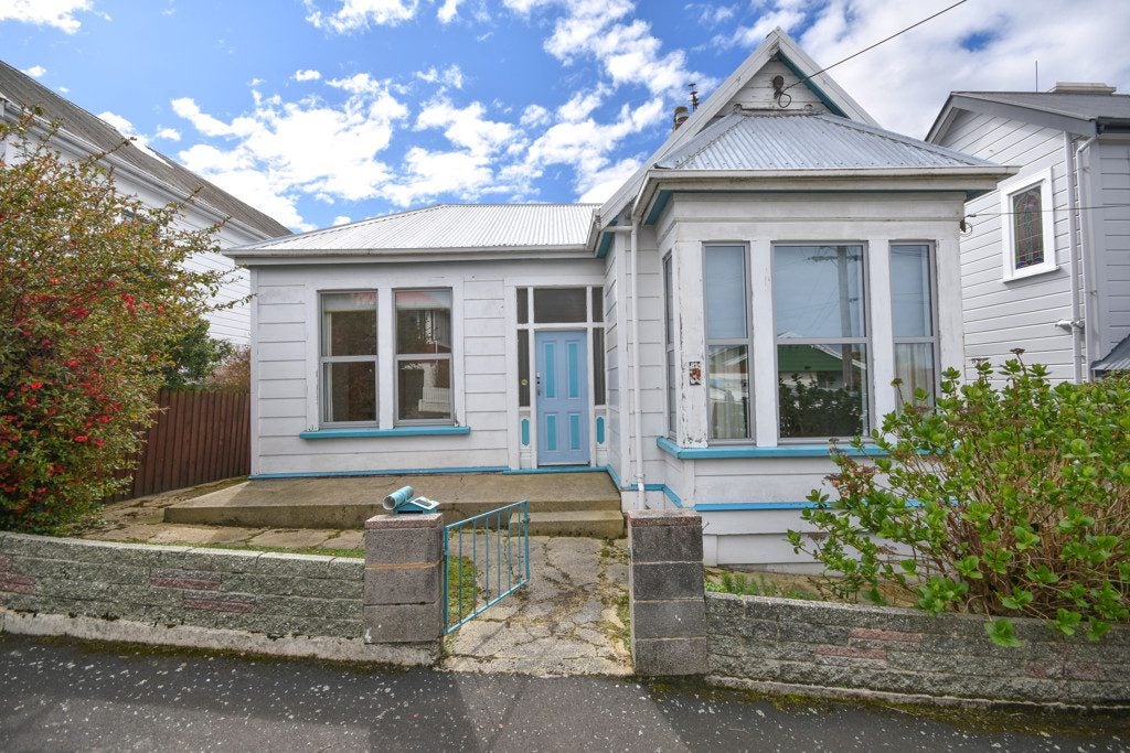 18 Galloway Street, Mornington, Dunedin - Carousel 1