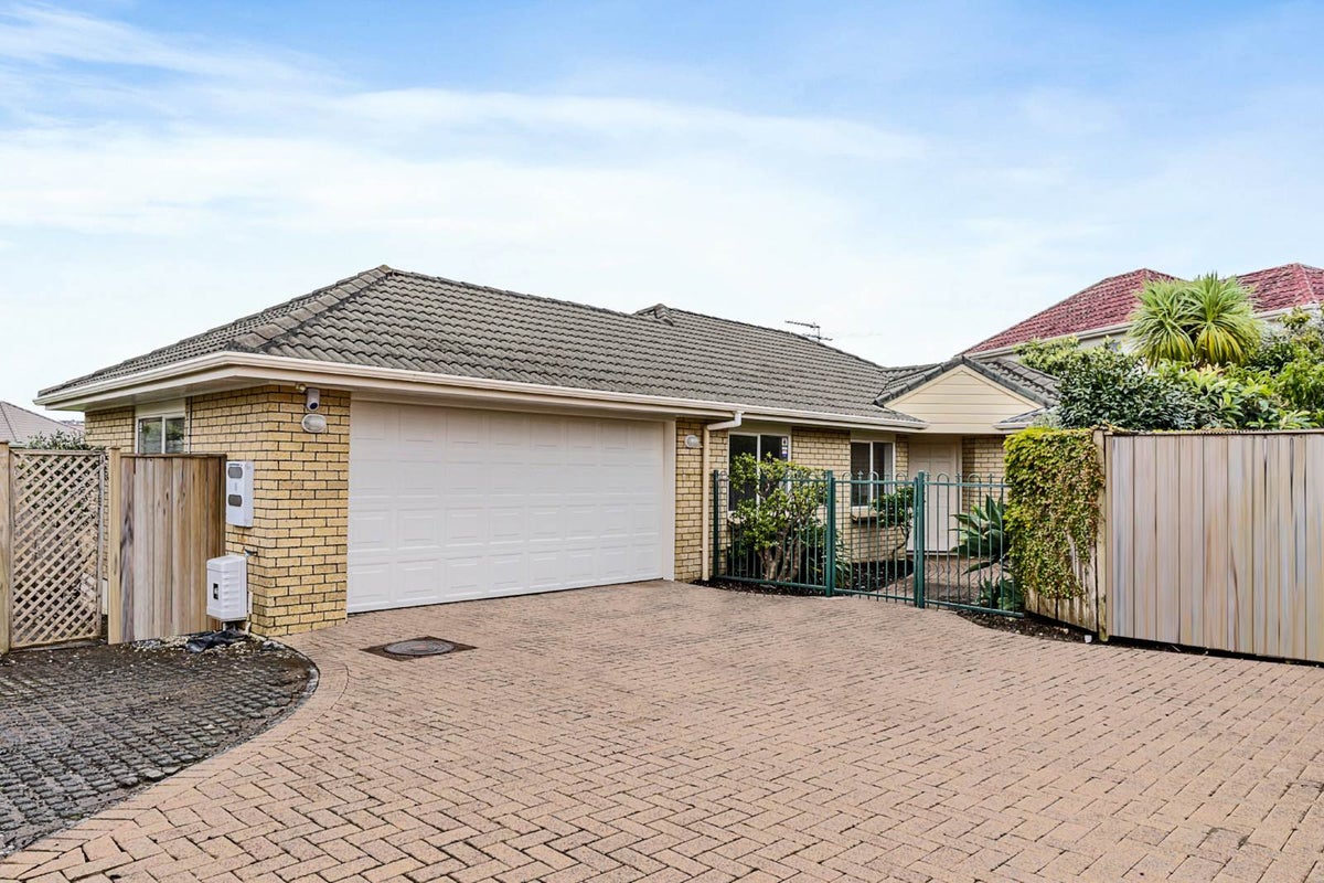 45A Cantora Avenue, Northpark, Auckland - Carousel 1