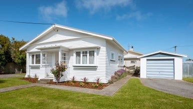 63 Hutcheson Street, Mayfield, Blenheim - Carousel 1