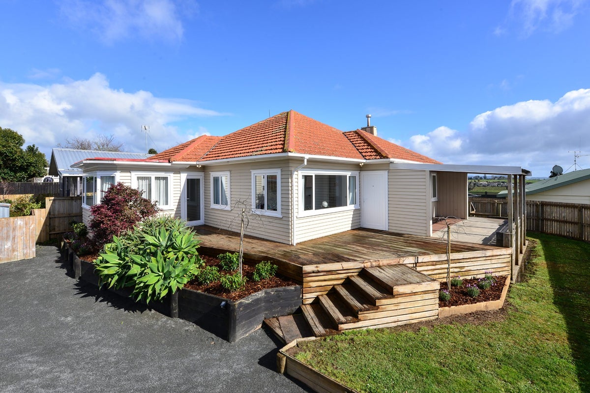 14A Baverstock Road, Nawton, Hamilton - Carousel 2