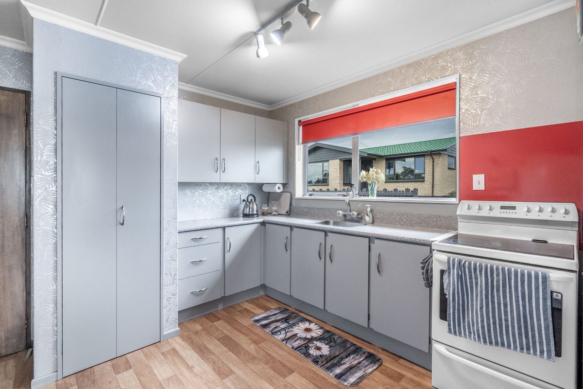 152 Inglewood Road, Newfield, Invercargill - Carousel 2