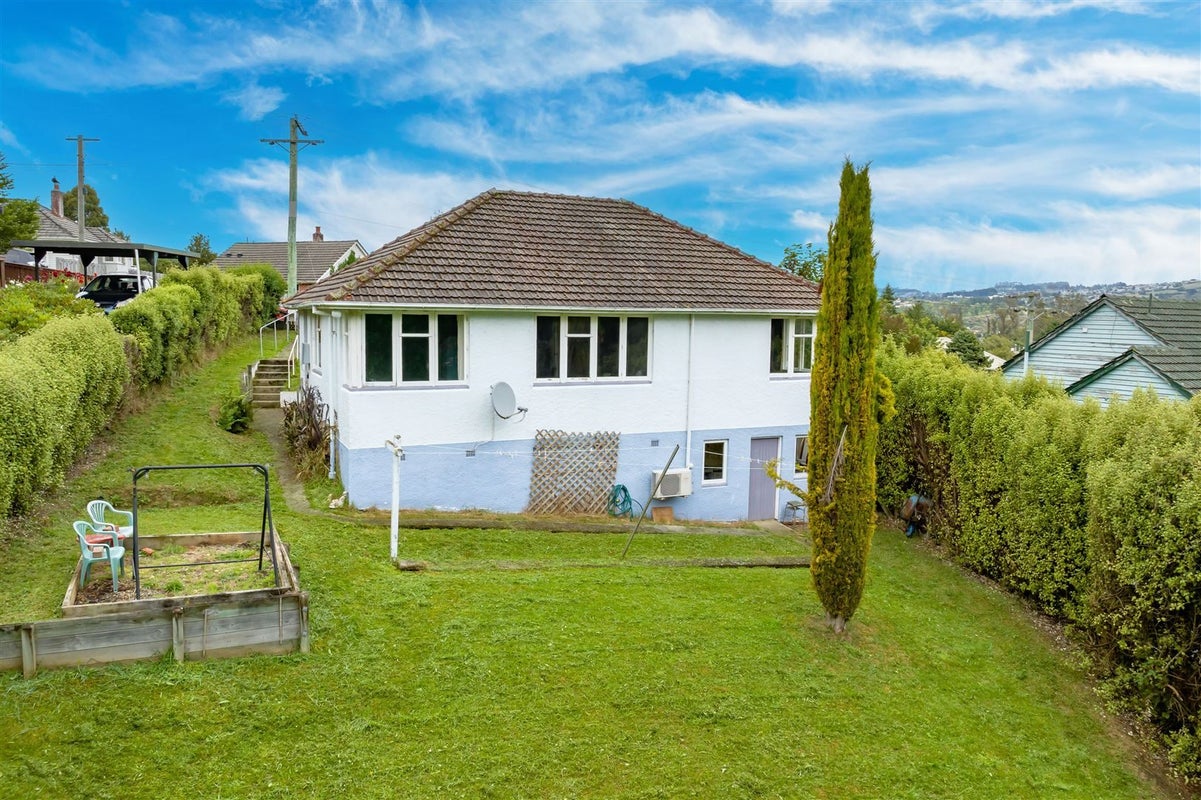 16 Lowe Street, Liberton, Dunedin - Carousel 1
