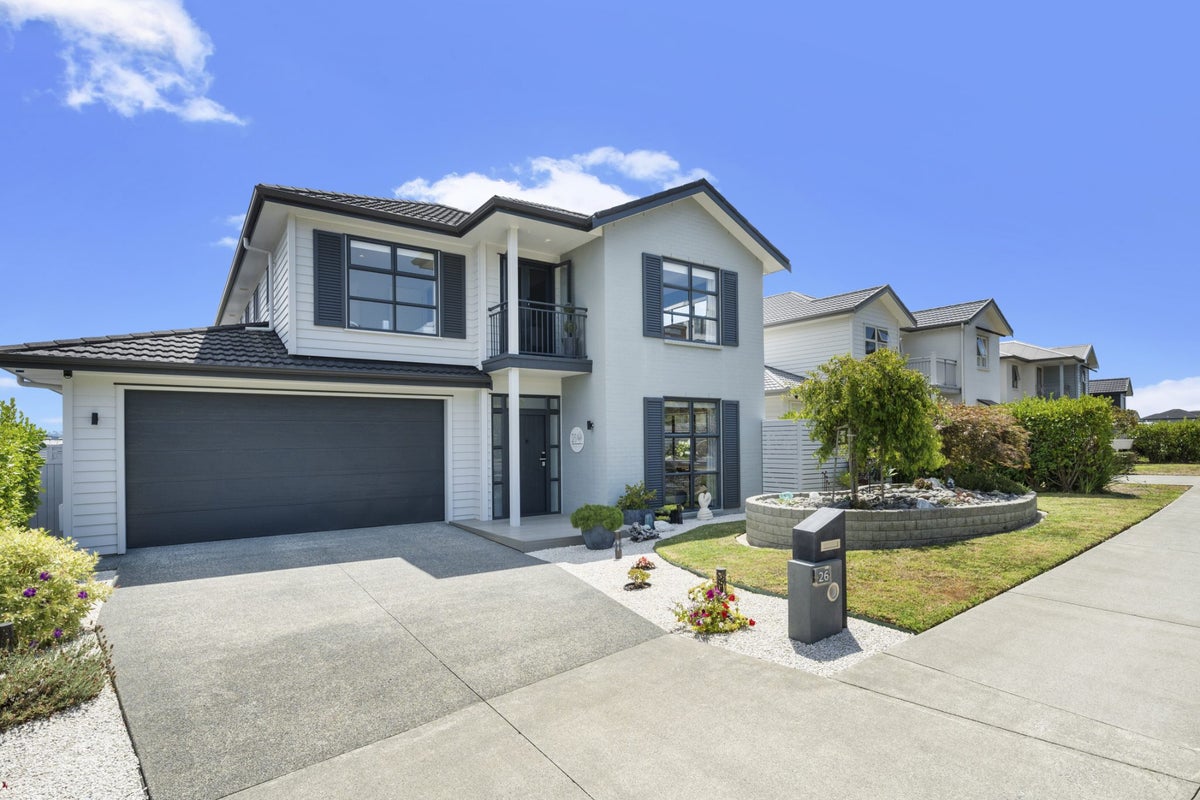 26 Mackay Drive, Greenhithe, Auckland - Carousel 1