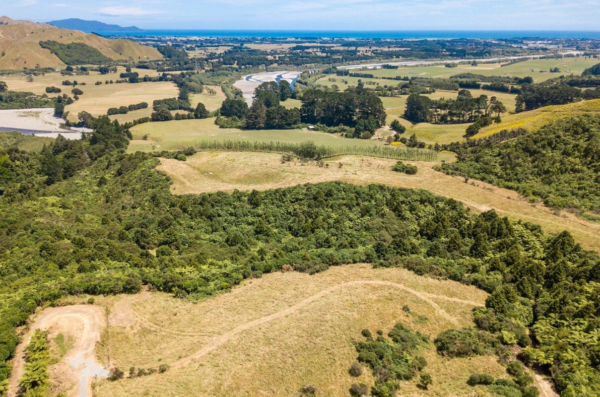 125 Kaitawa Road, Hautere - Carousel 2
