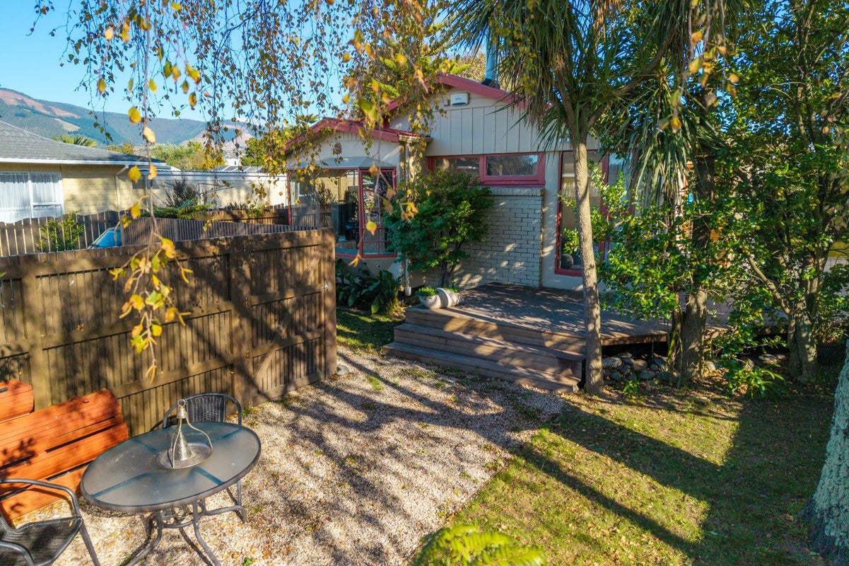 83 Green Street, Tahunanui, Nelson - Carousel 2
