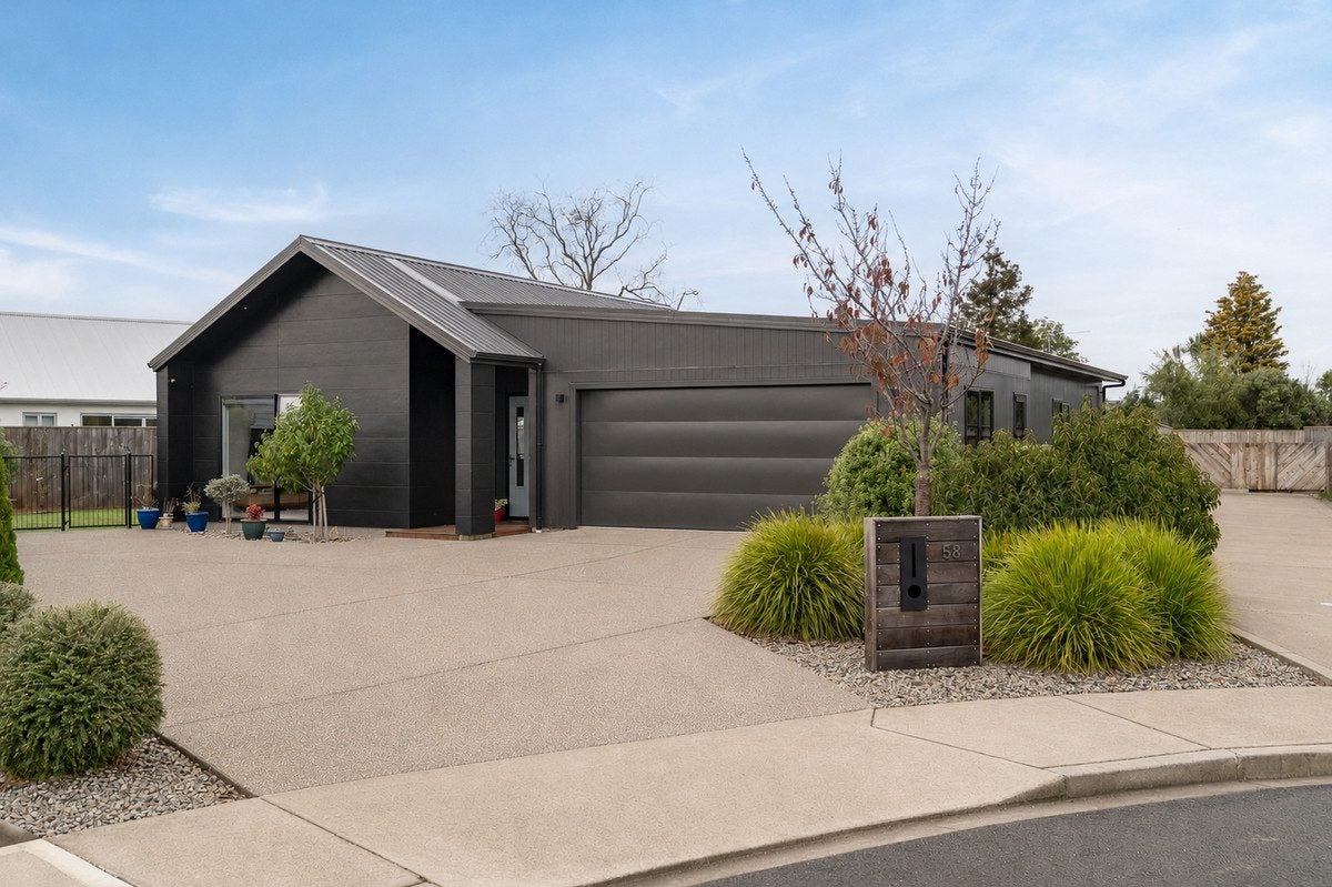58 Tuatahi Avenue, Solway, Masterton - Carousel 1
