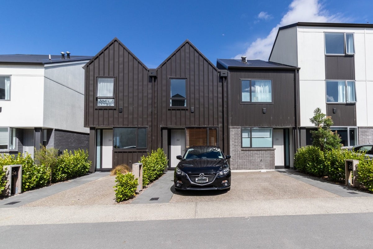 22 Ara Paiwhenua, Tawa, Wellington - Carousel 15