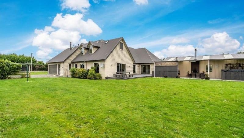 80G Black Road, Otatara - Carousel 1