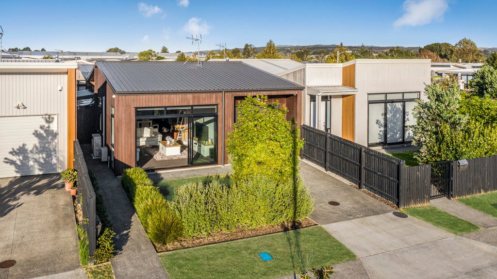 15 Liberation Road, Papakura, Papakura - Carousel 2