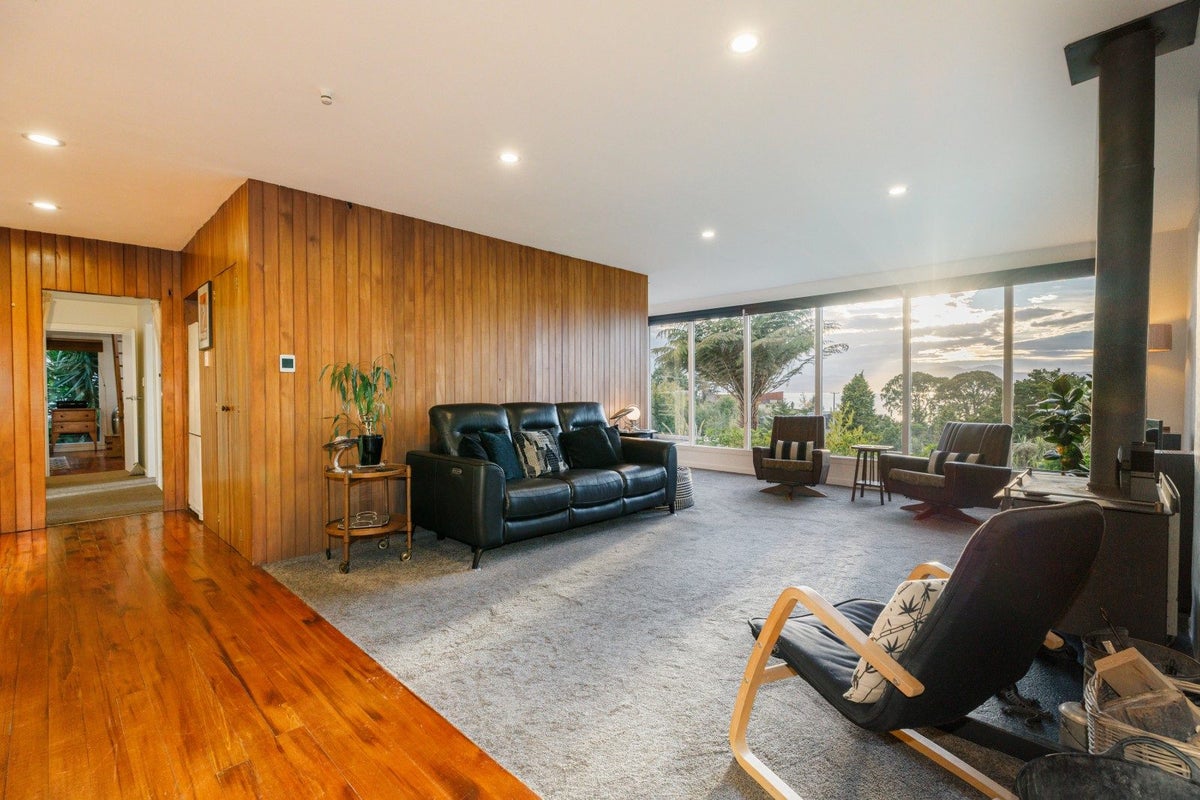 6 Korepo Road, Ruby Bay, Upper Moutere - Carousel 2