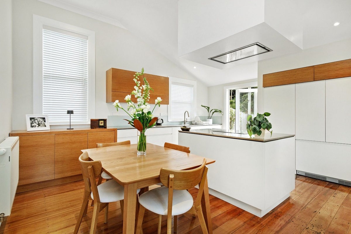 30 Mornington Road, Brooklyn, Wellington - Carousel 1