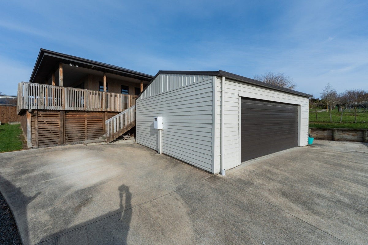6 Poplar Grove, Feilding, Feilding - Carousel 25