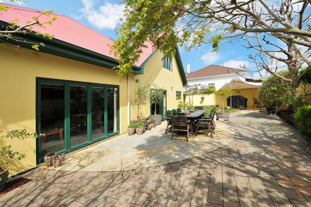 515 Riverside Drive, Fairfield, Lower Hutt - Carousel 1