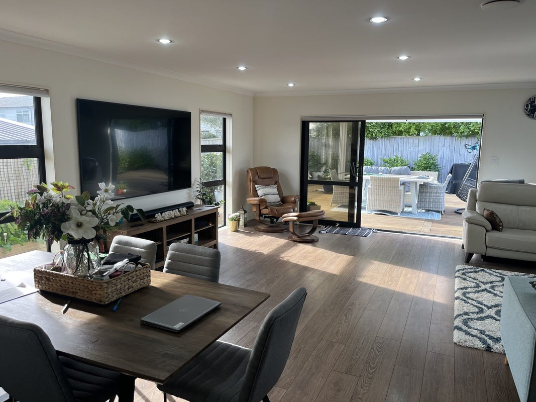 9 Valkyrie Lane, Beachlands, Auckland - Carousel 2