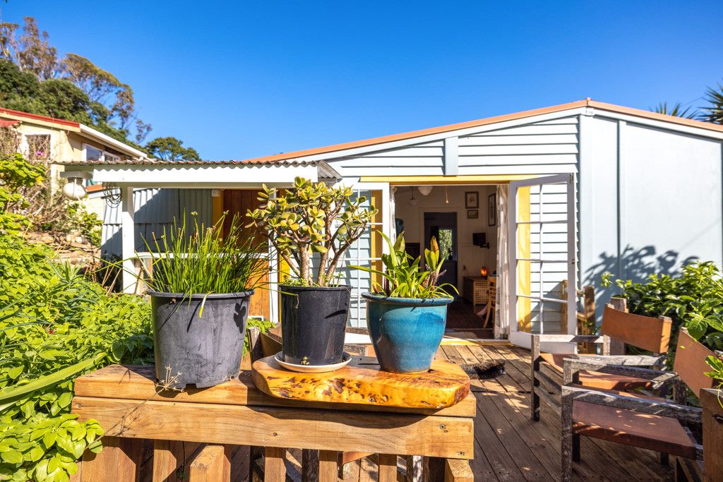 28 Glen Brook Road, Omiha, Waiheke Island - Carousel 1