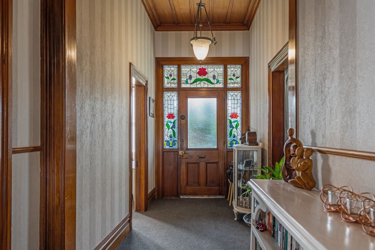 2 Bryant Street, Takaro, Palmerston North - Carousel 2