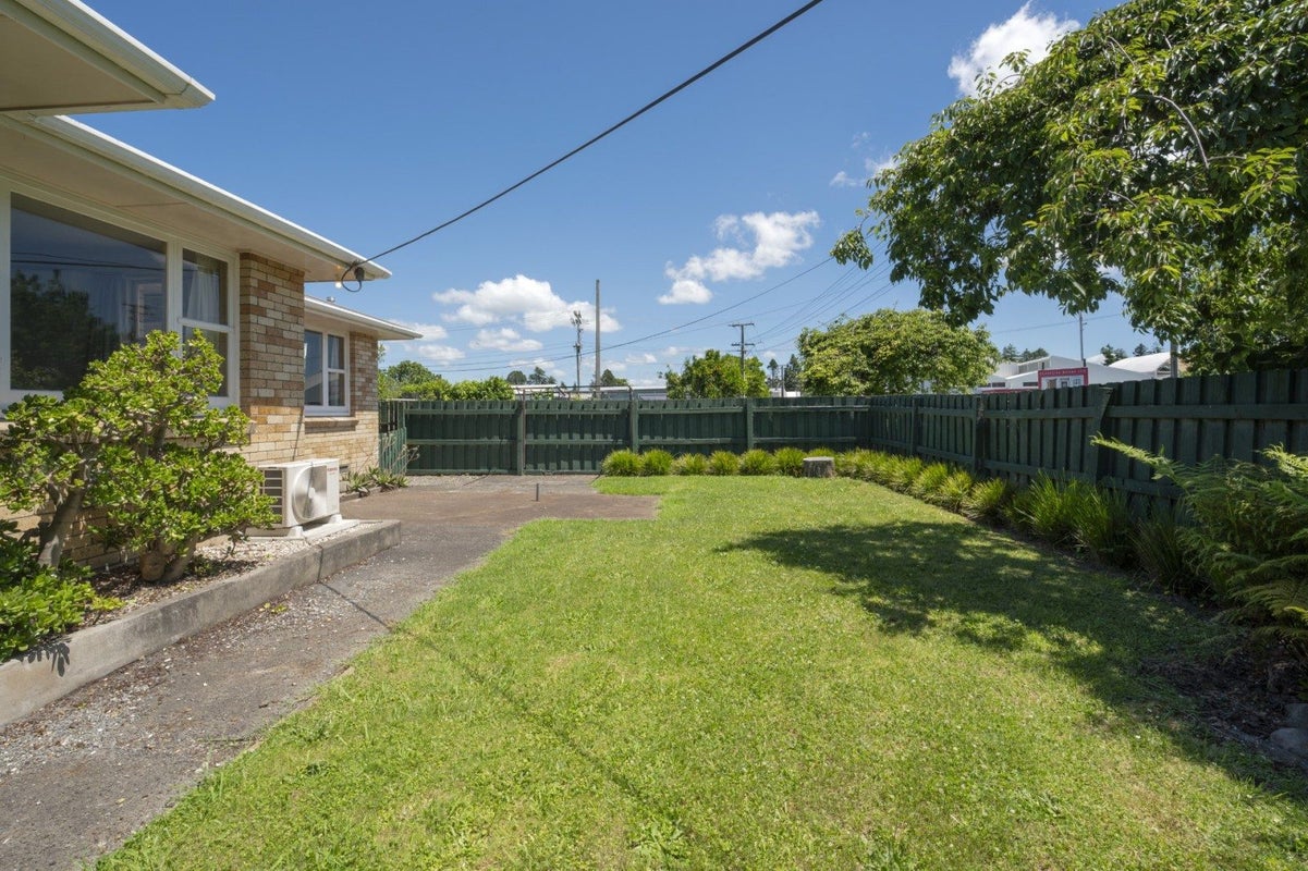 33 Sherson Street, Gate Pa, Tauranga - Carousel 2