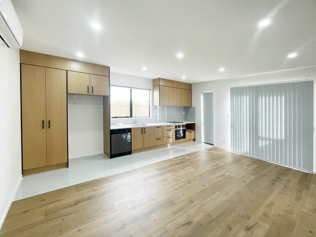 16 Kaapehu Street, Karaka, Papakura - Carousel 7