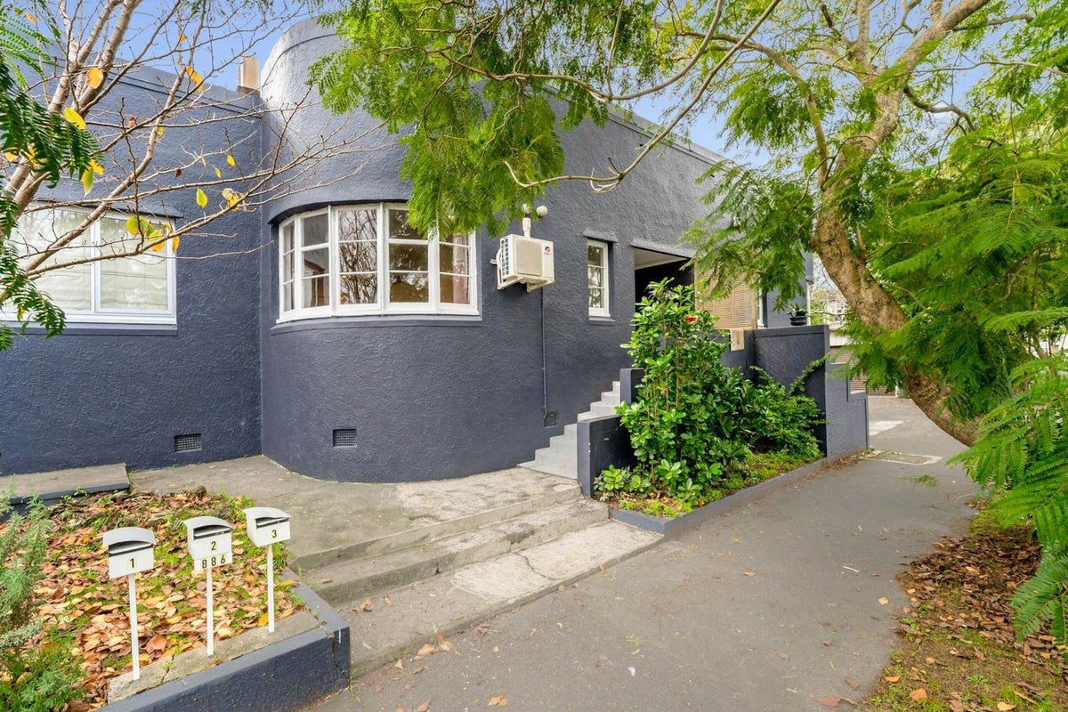 2/886 Dominion Road, Mount Roskill, Auckland - Carousel 1