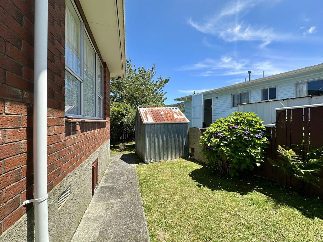 1/20 Roband Crescent, Brown Owl, Upper Hutt - Carousel 15