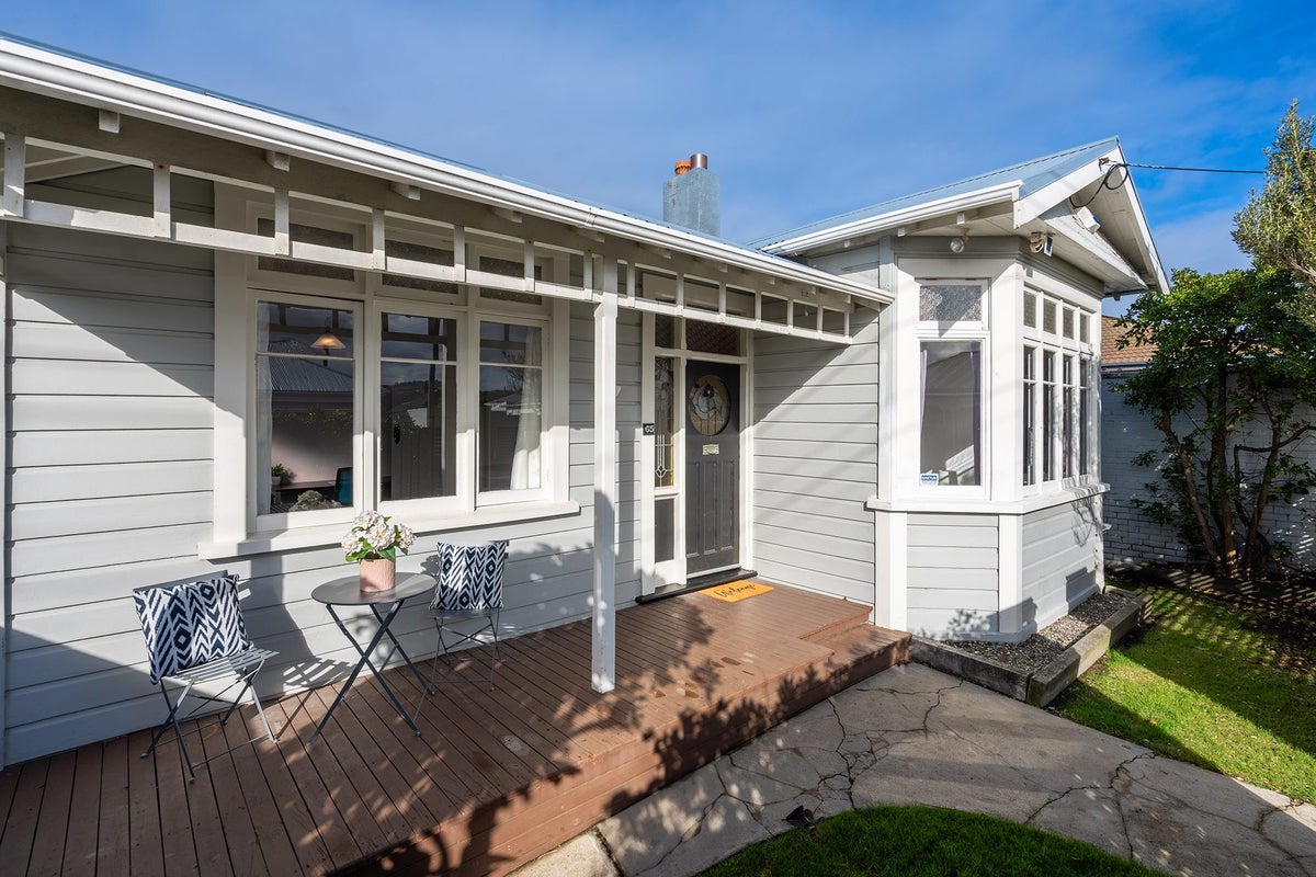 65 Jackson Street, Saint Kilda, Dunedin - Carousel 1