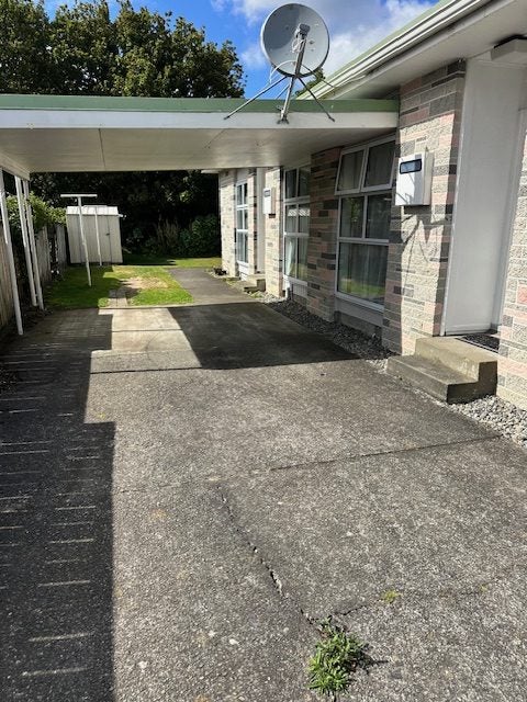 2/234 Fergusson Drive, Heretaunga, Upper Hutt - Carousel 3