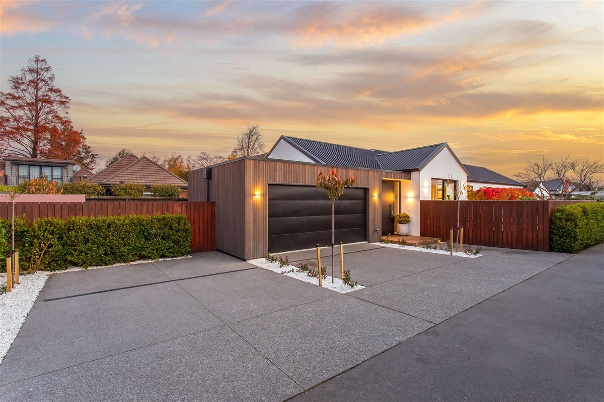 70 Idris Road, Fendalton, Christchurch - Carousel 18