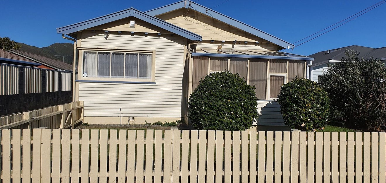 28 Trinity Avenue, Epuni, Lower Hutt - Carousel 1