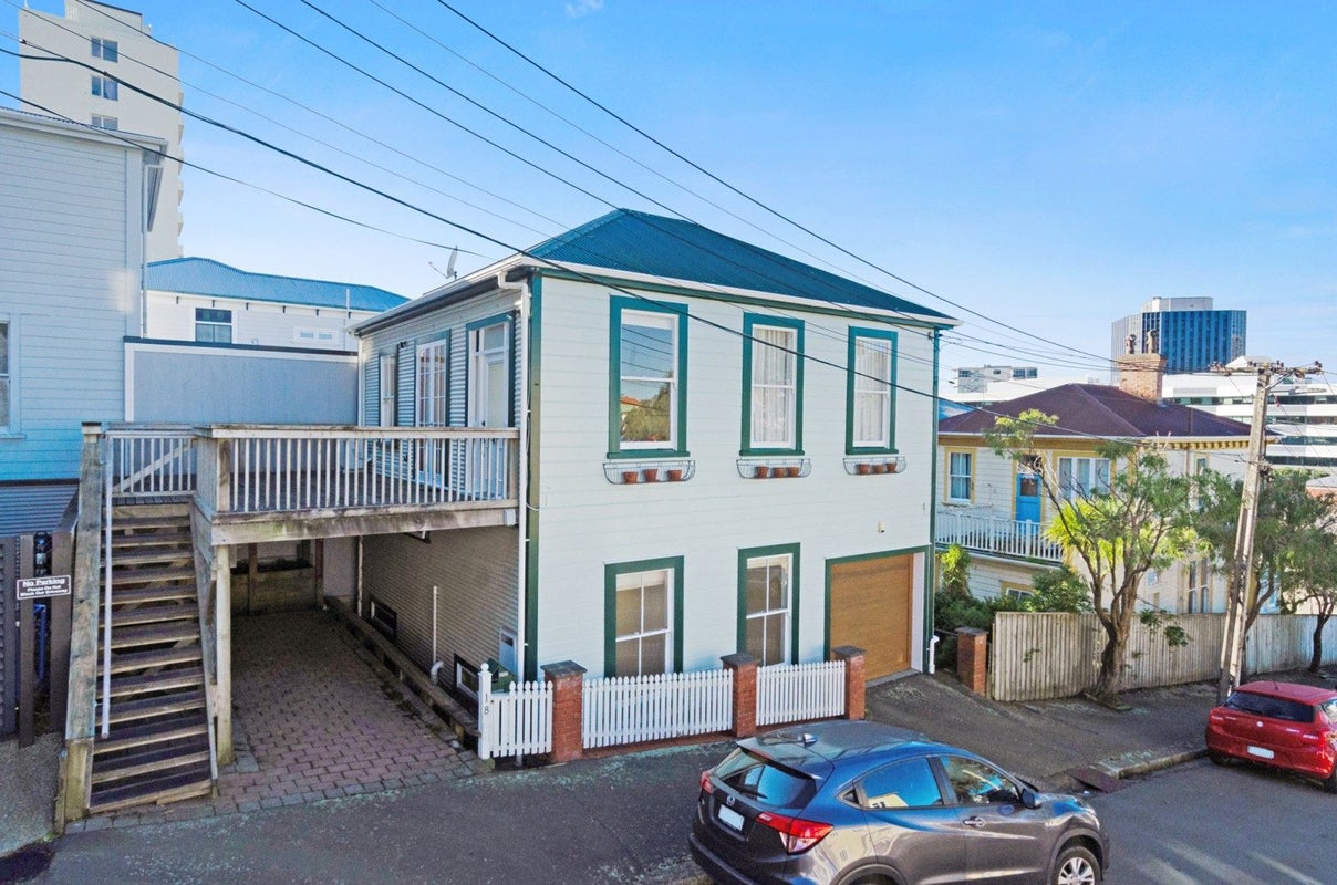 18 George Street, Thorndon, Wellington - Carousel 1