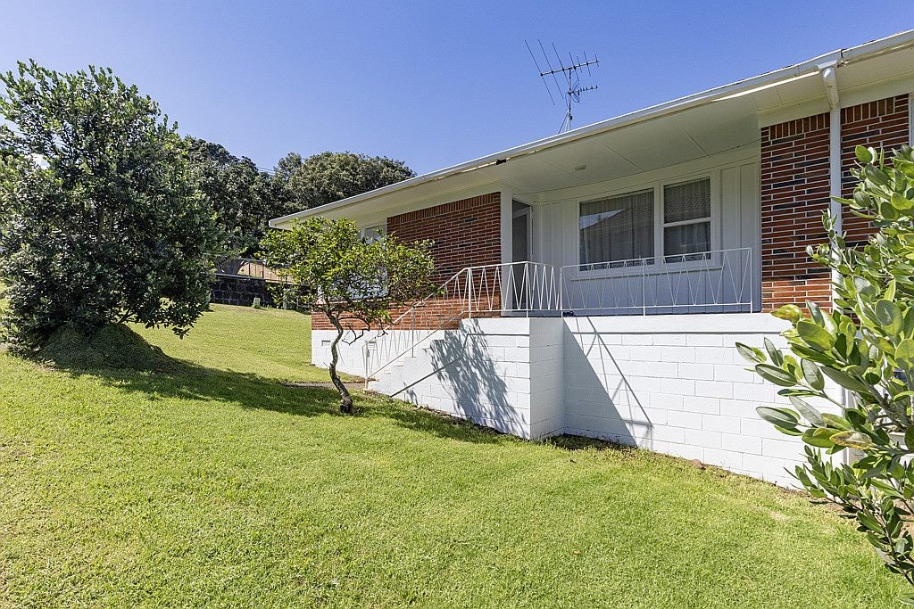1/16 Parau Street, Three Kings, Auckland - Carousel 2