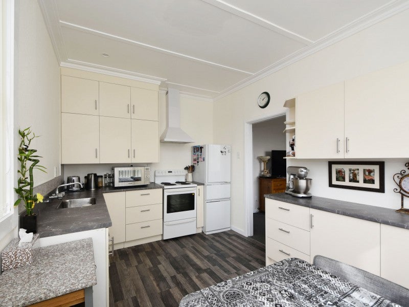 15 Banks Street, Richmond, Invercargill - Carousel 2