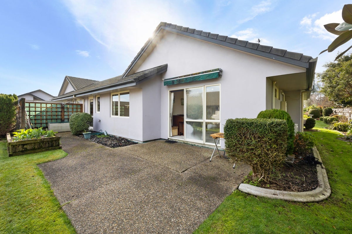 18/16 Rototuna Road, Flagstaff, Hamilton - Carousel 17
