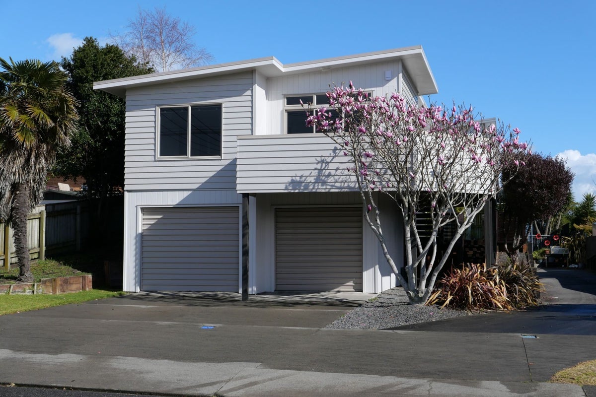 52A Martin Road, Paraparaumu Beach, Paraparaumu - Carousel 2
