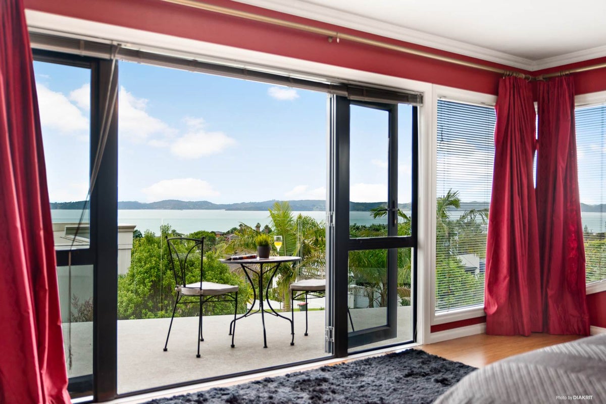 61 Maraetai School Road, Maraetai, Auckland - Carousel 2