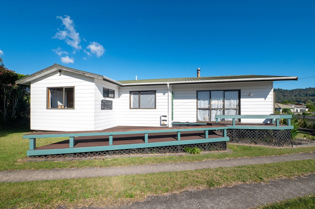 34B Basley Road, Owhata, Rotorua - Carousel 17