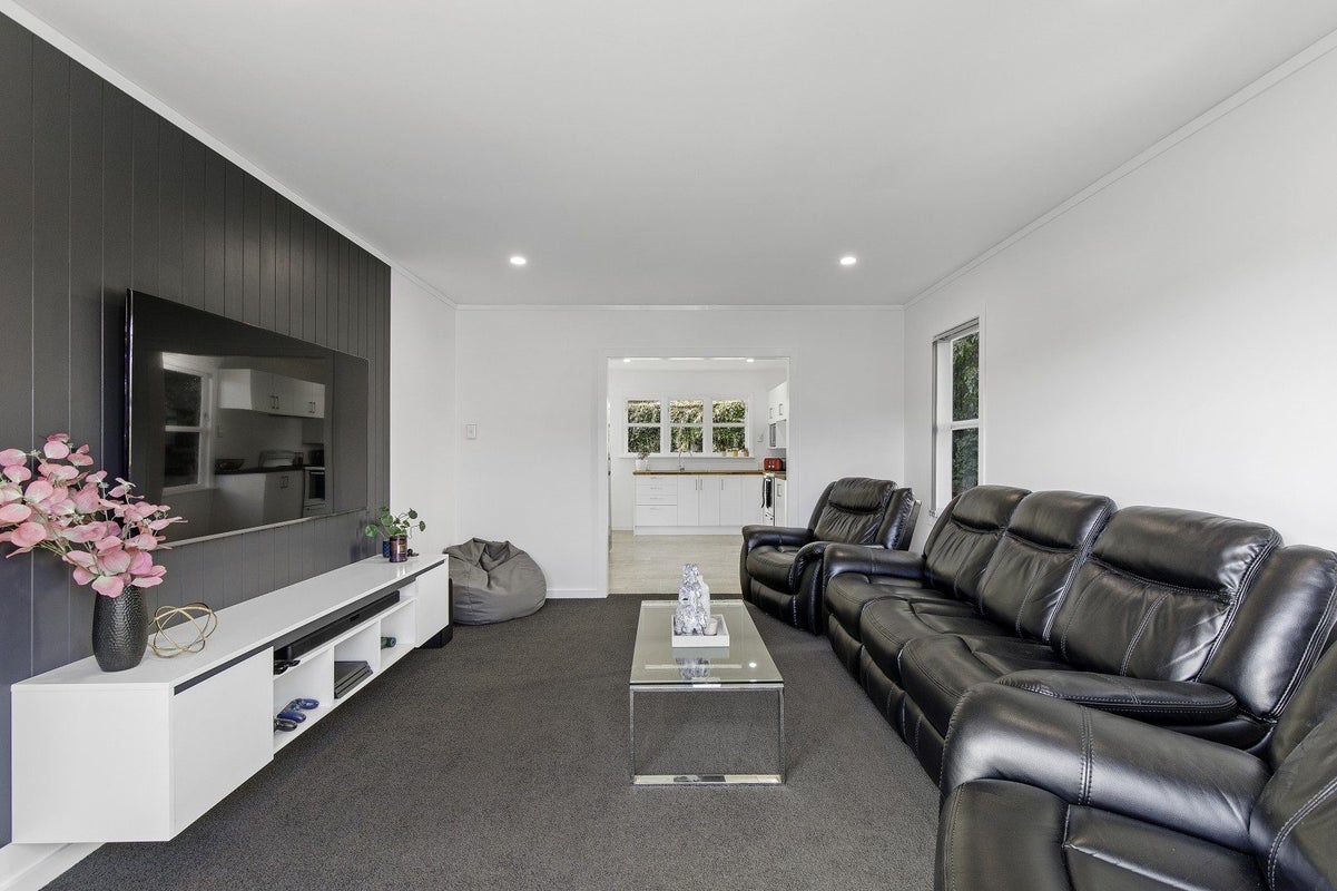 33 McKillop Street, Wainuiomata, Lower Hutt - Carousel 1