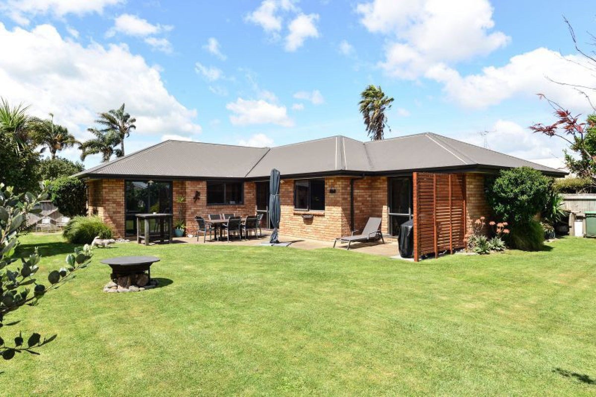 5 Merlot Place, Rototuna, Hamilton - Carousel 2